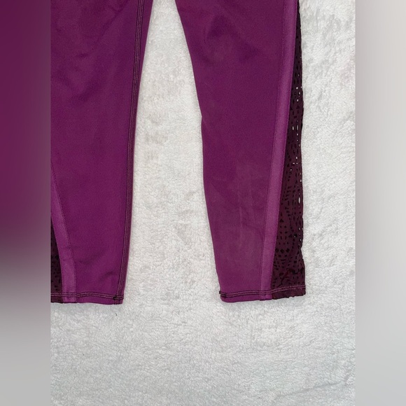 ALO Yoga High Waisted Yoga Capris Leggings Stretch Patina Purple Womens‎ Size XS - Picture 5 of 10